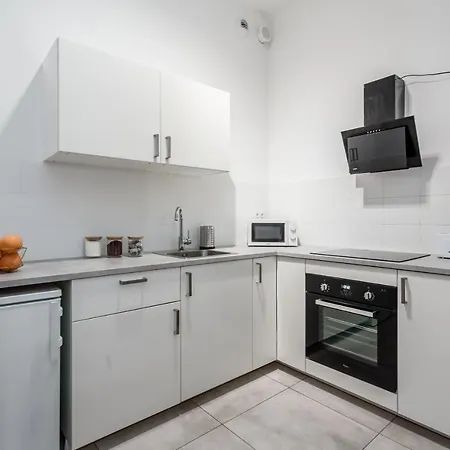 Warsaw City Apartments * Варшава