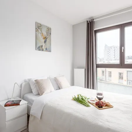 Warsaw City Apartments *